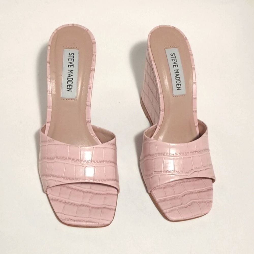 STEVEN MADDEN TAFFY PINK MULE SANDAL